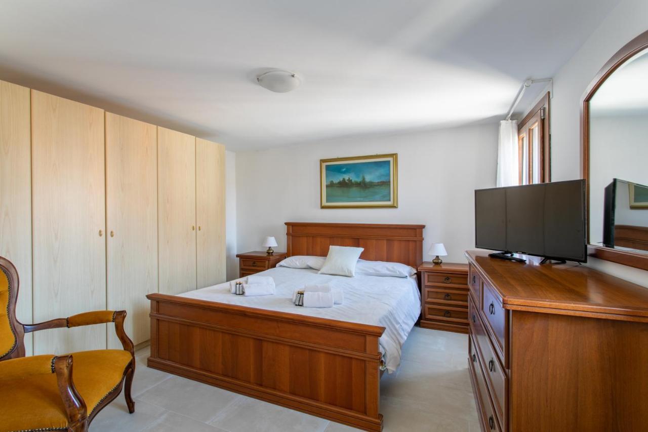 Ca Santa Ternita Apartment เวนิส ภายนอก รูปภาพ