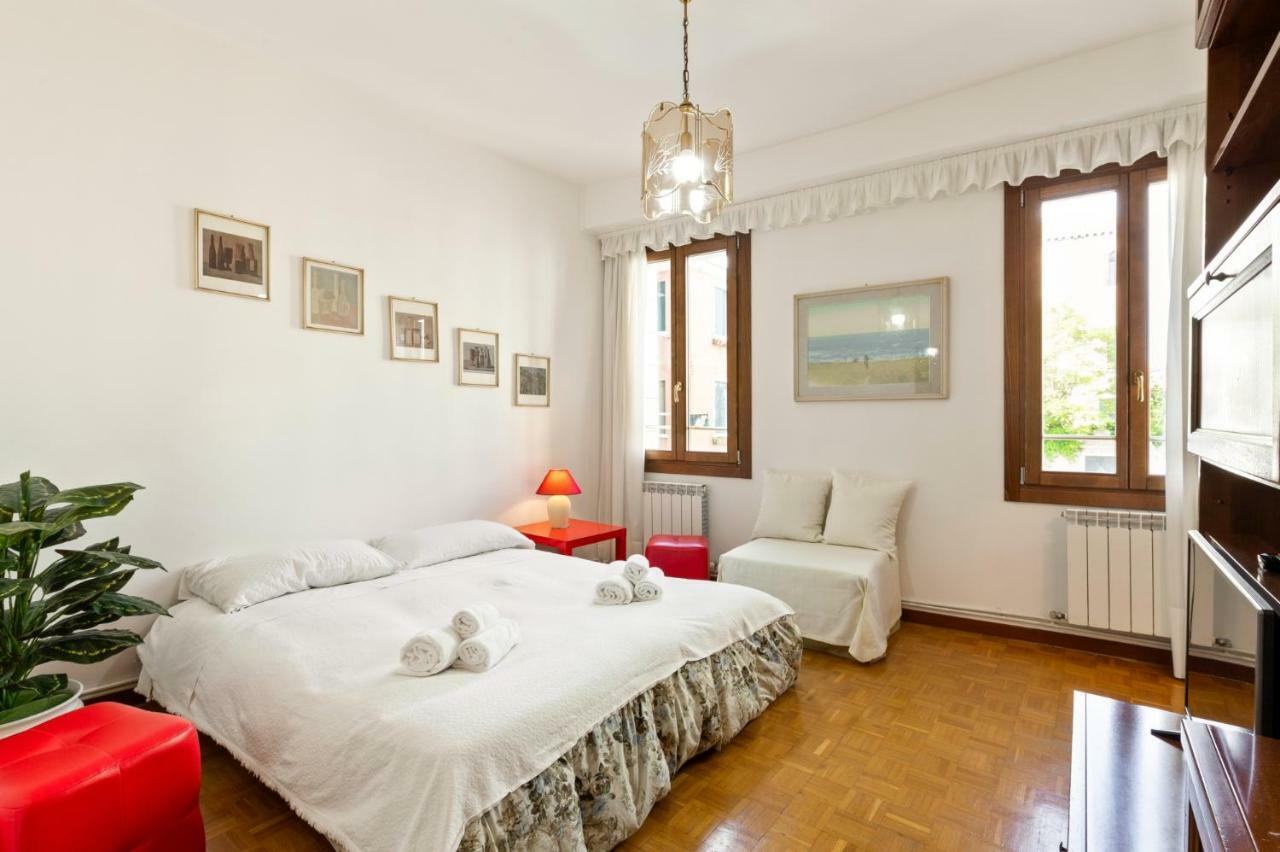Ca Santa Ternita Apartment เวนิส ภายนอก รูปภาพ